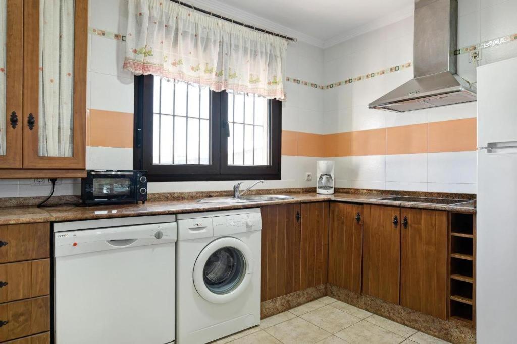 Villa Fornell - Piscina Compartida Conil De La Frontera Dış mekan fotoğraf